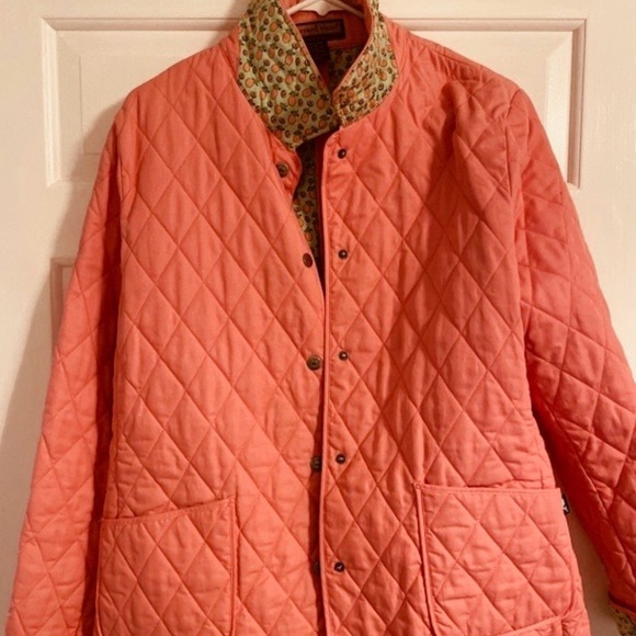 Vineyard Vines Size Small Pink and Blue Women's Reversible Quilted Jacket - Picture 8 of 10